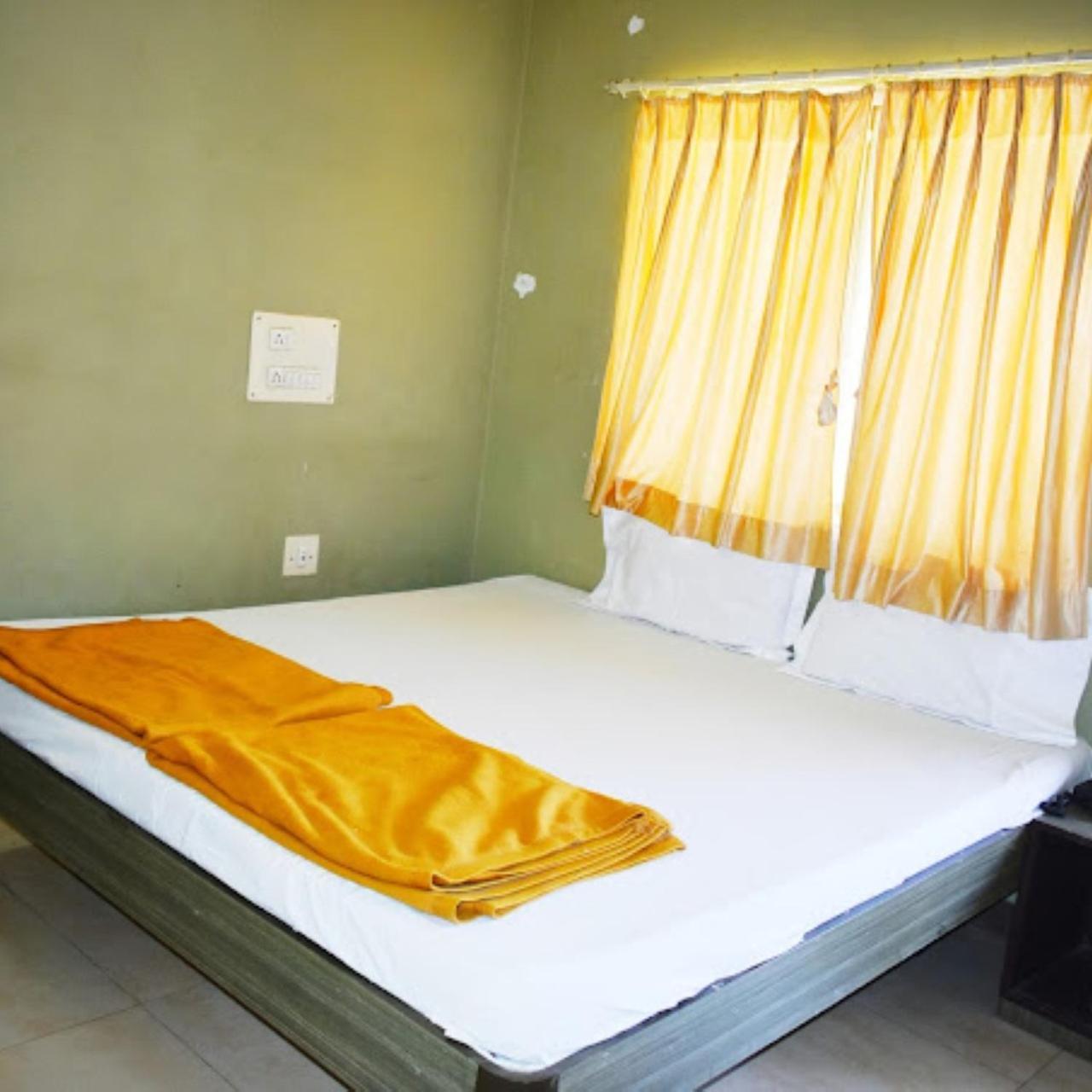 Hotel Anjali Palace Bhuj Exterior photo
